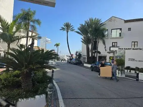 Local comercial en Puerto Banús
