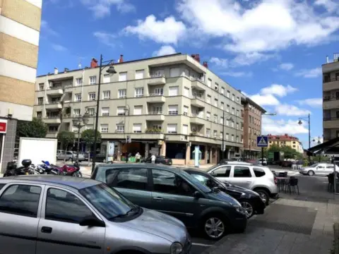 Local comercial en Lugones - Llugones