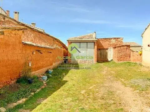 Nave industrial en San Esteban de Gormaz