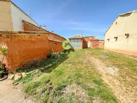 Nave industrial en San Esteban de Gormaz