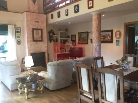 Chalet en Garrafe de Torío