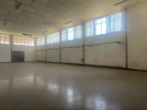Nave industrial en Matola-La Foia-Las Bayas-La Marina
