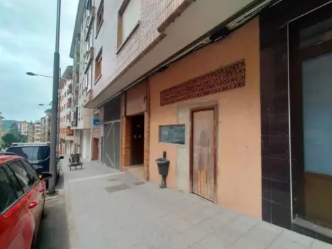 Local comercial en Pravia