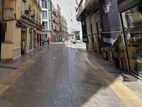 Local comercial en Centro Histórico-La Merced