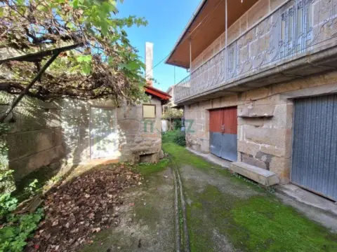 Casa rústica en A Batoca (Paderne de Allariz)