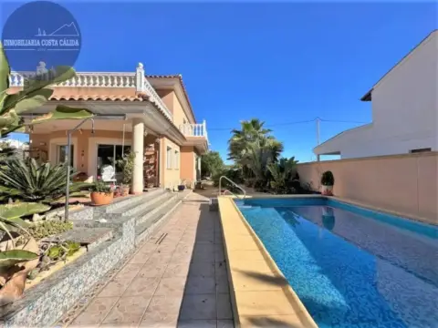 Chalet en calle La Kábyla