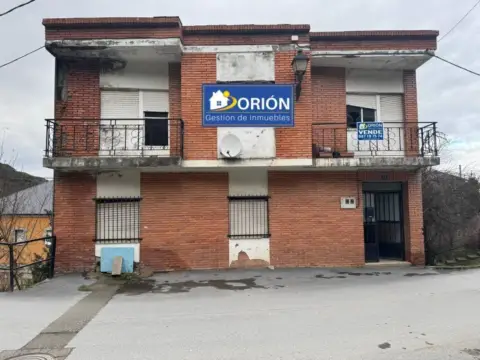 Casa rústica en San Pedro de Trones