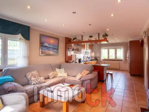 Chalet en Belvis (Carral)