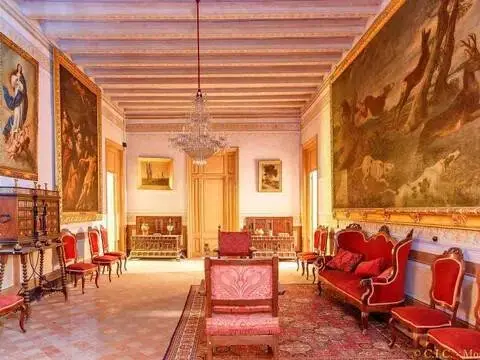 Casa adosada en Plaça de Prat de la Riba