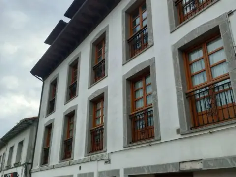 Piso en calle de la Tala, 6