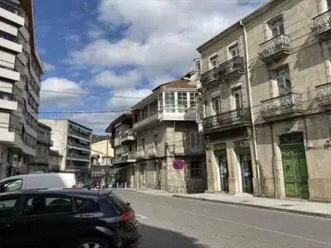 Casa adosada en Ribadavia