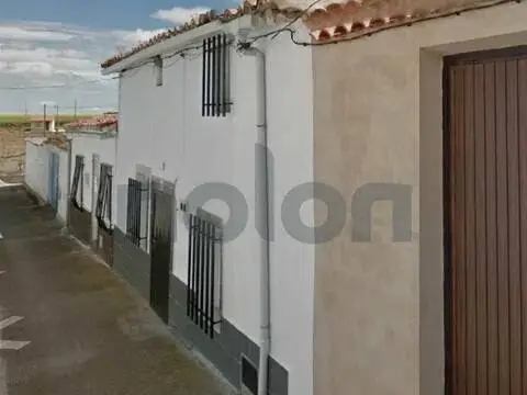 Casa adosada en Gema