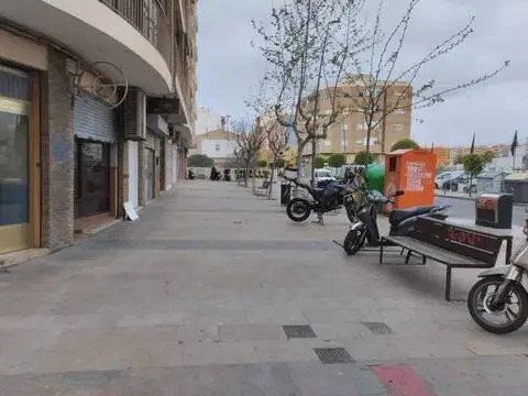 Local comercial en Casco Antiguo-Playa de Villajoyosa-Zona Puerto
