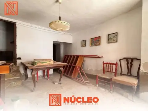 Casa adosada en Les Useres - Useras