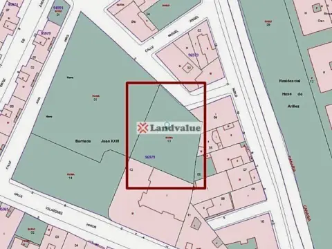 Terreno en calle Leonardo Da Vinci