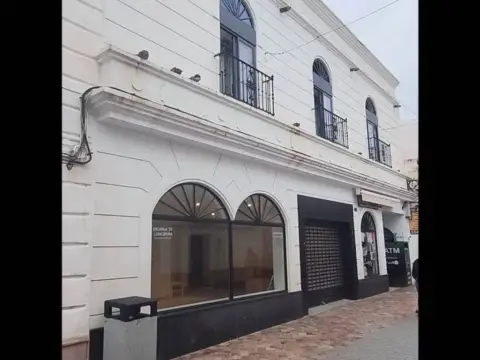 Local comercial en calle del Barrio