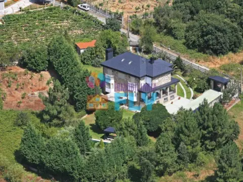 Chalet en O Vilar (Toen)