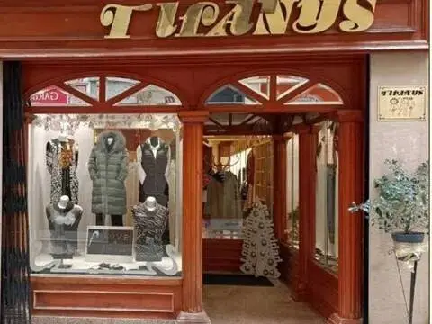 Local comercial en Casco Antiguo