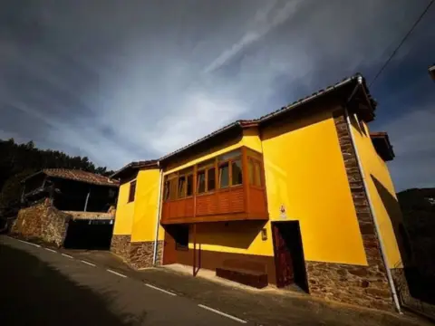 Chalet en Pravia