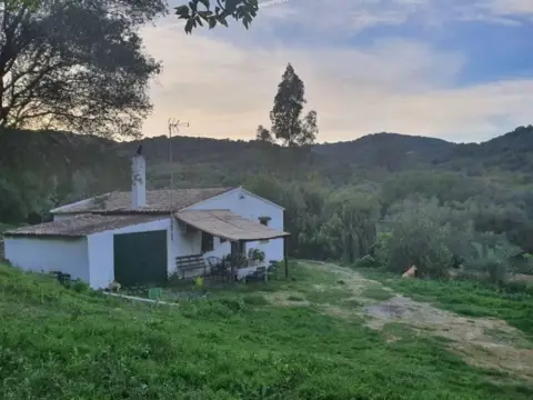 Casa rústica en Jimena de la Frontera