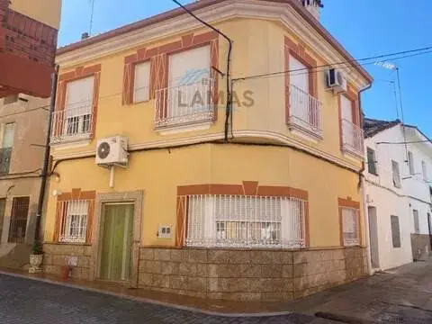 Chalet en Navalmoral de la Mata