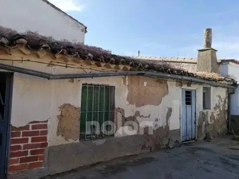 Casa adosada en Piedrahita de Castro