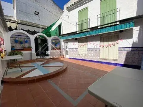 Casa adosada en Lucena