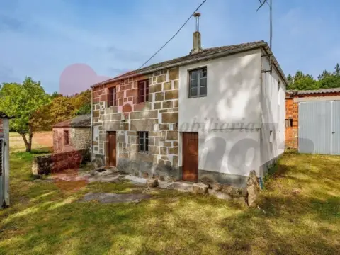 Casa en Outeiro de Rei