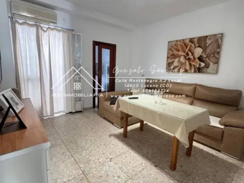 Casa adosada en Lucena