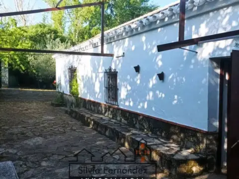Casa rústica en Prado del Rey