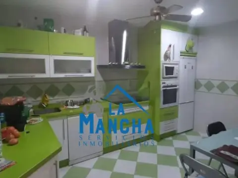 Casa adosada en Pozohondo