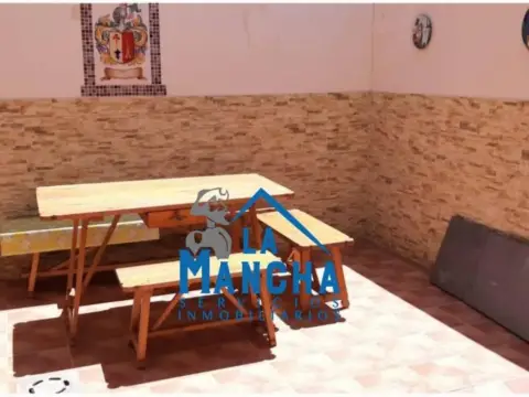 Casa adosada en Pozohondo