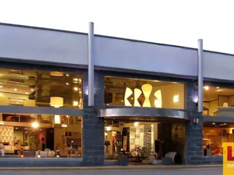 Nave industrial en calle El Castro