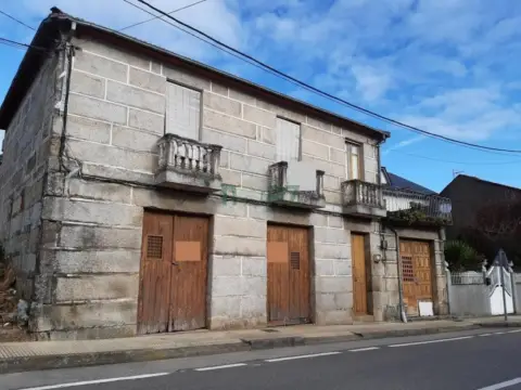Casa en Toén