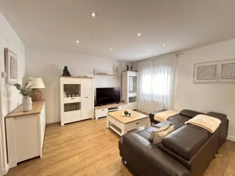 Casa pareada en Mesones de Uceda