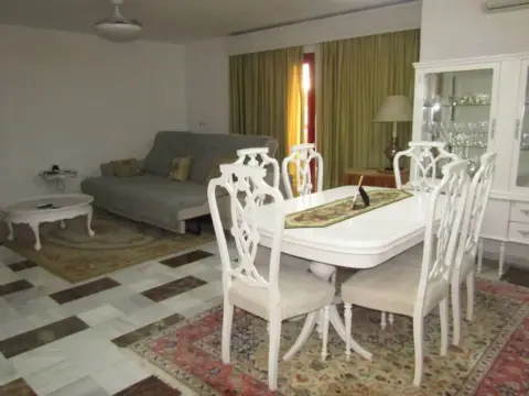 Piso en Centro-Corredera