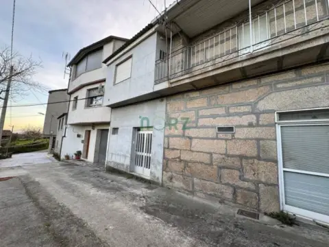 Casa en Coles (Capital)