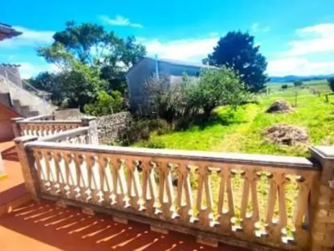 Casa en Roda (Tapia de Casariego)
