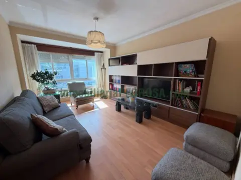 Piso en A Seca-Os Salgueriños