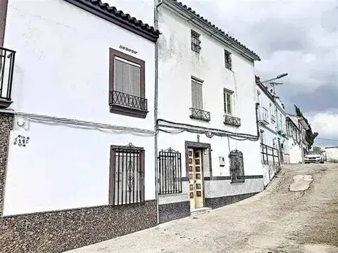 Casa adosada en Llanos de Don Juan
