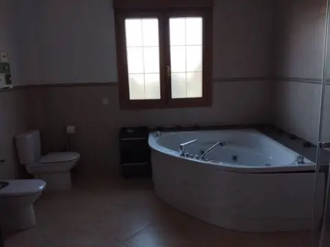 Chalet en calle Del Lago De Sanabria