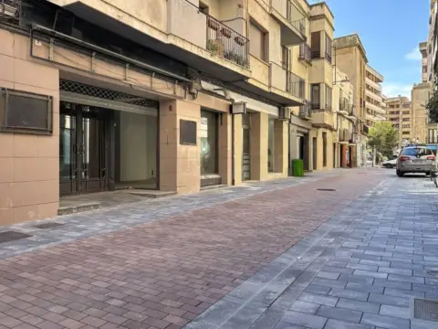 Local comercial en calle del Barrio Verde