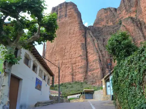 Chalet en Las Peñas de Riglos