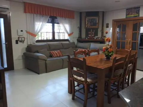 Casa rústica en San Benito-Patiño