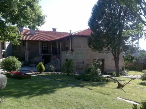 Casa rústica en Esgos