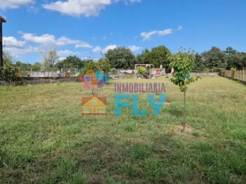 Terreno en A Carballeira (San Cibrao Das Viñas)