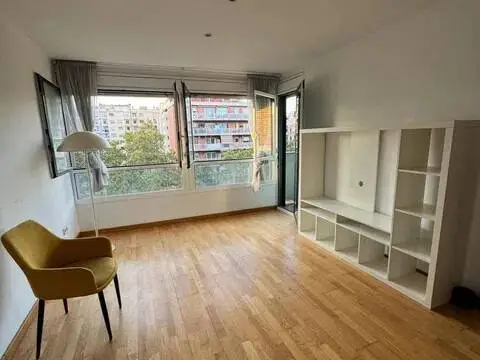 Apartamento en Gran Via de les Corts Catalanes