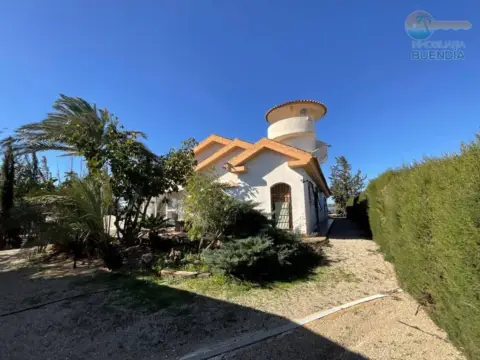 Casa rústica en Barrio San Ramón