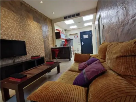 Piso en Zona Avenida de Juan Diego