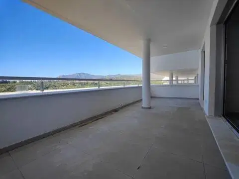 Piso en Altos de Estepona